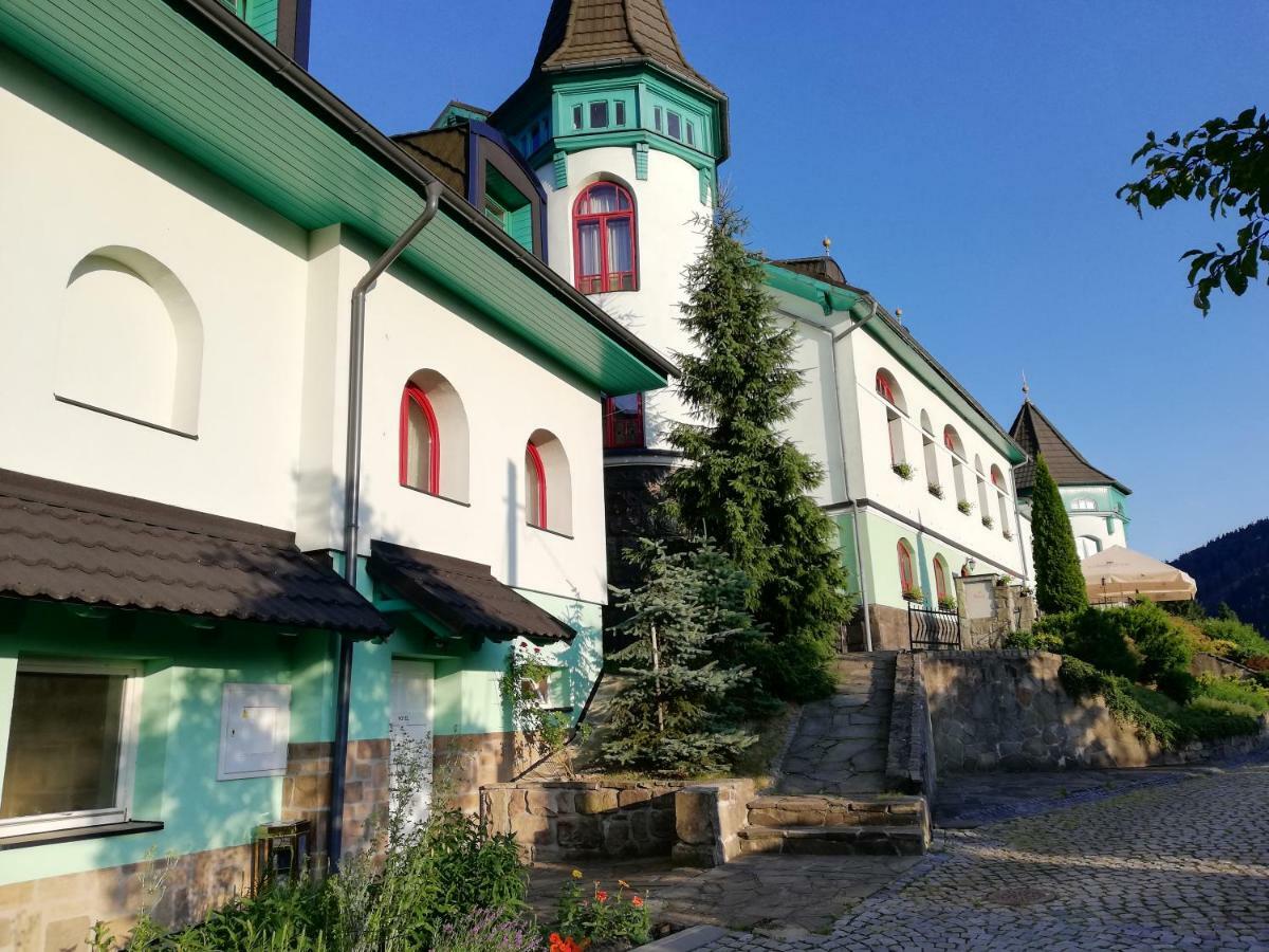 Hotel Zlaty Orel Остравіце Екстер'єр фото