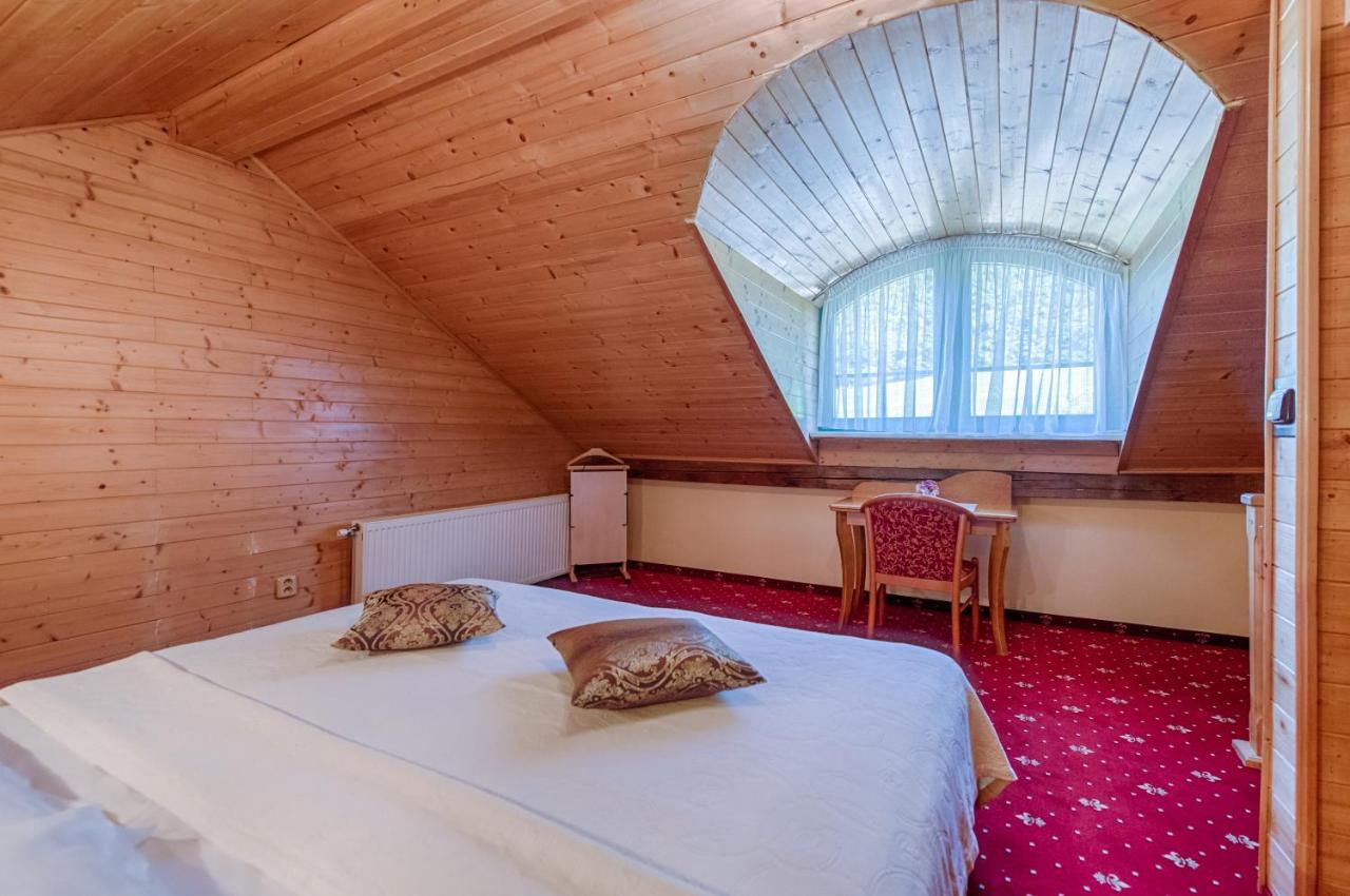 Hotel Zlaty Orel Остравіце Екстер'єр фото